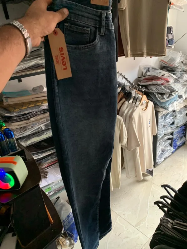 Levi's (c1)